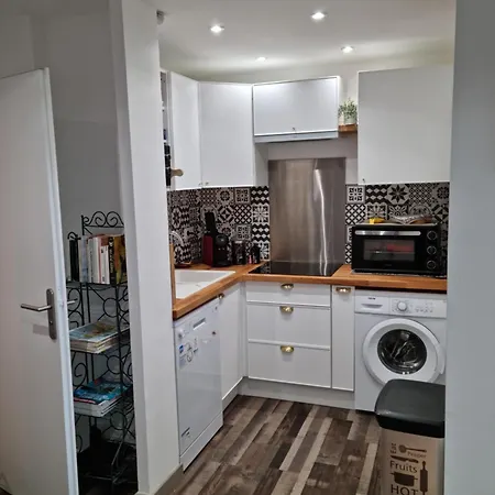 Coté Couchant Superbe T2 tout confort classé 3 étoiles avec piscine, parking, clim, wifi, Netflix Appartement